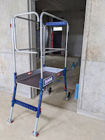 Plateforme individuelle roulante - GAZELLE MINI -charge 150 kg  -  hauteurs de travail : 2,50/2,60/2,70 m