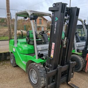 Chariot élévateur 3t gaz Cesab